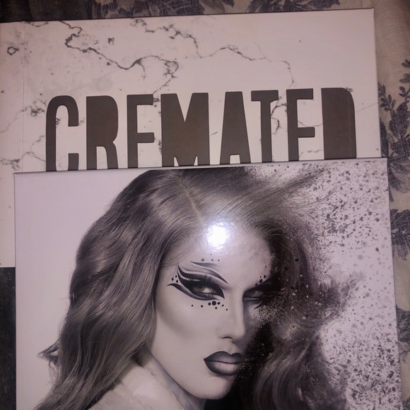 Jeffree Star Cremated Eyeshadow Palette - Picture 3 of 5